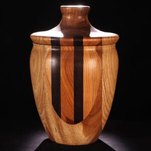 Biscottiera in legno artigianale di Davide Pirovano - Artigianato Consapevole